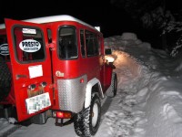 この壁のような雪を越えることはできなかった