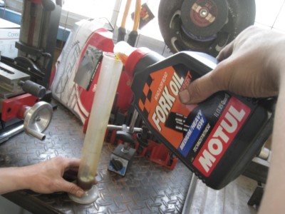 ＭＯＴＵＬ　フォークオイル